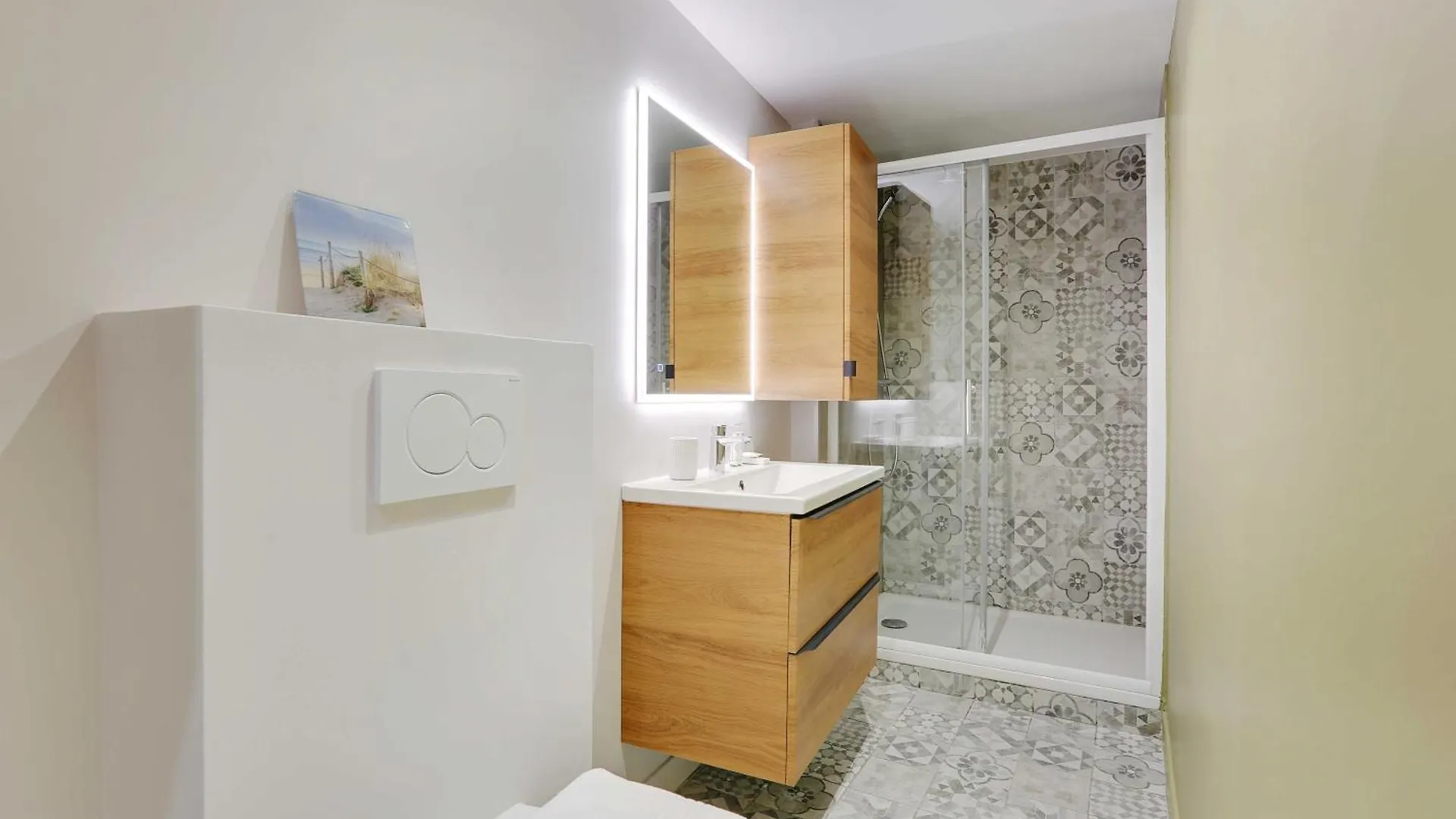 Wonderful Apartment 1Br - 5P - Sacre Coeur Paris